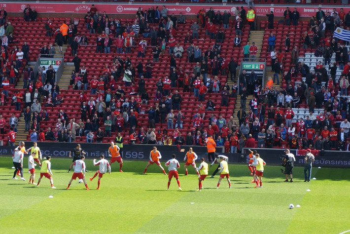 手感爆棚！新疆外援纳托尔半场7中6贡献15分（手感火热！新疆外援纳托尔半场7投6中砍下15分）