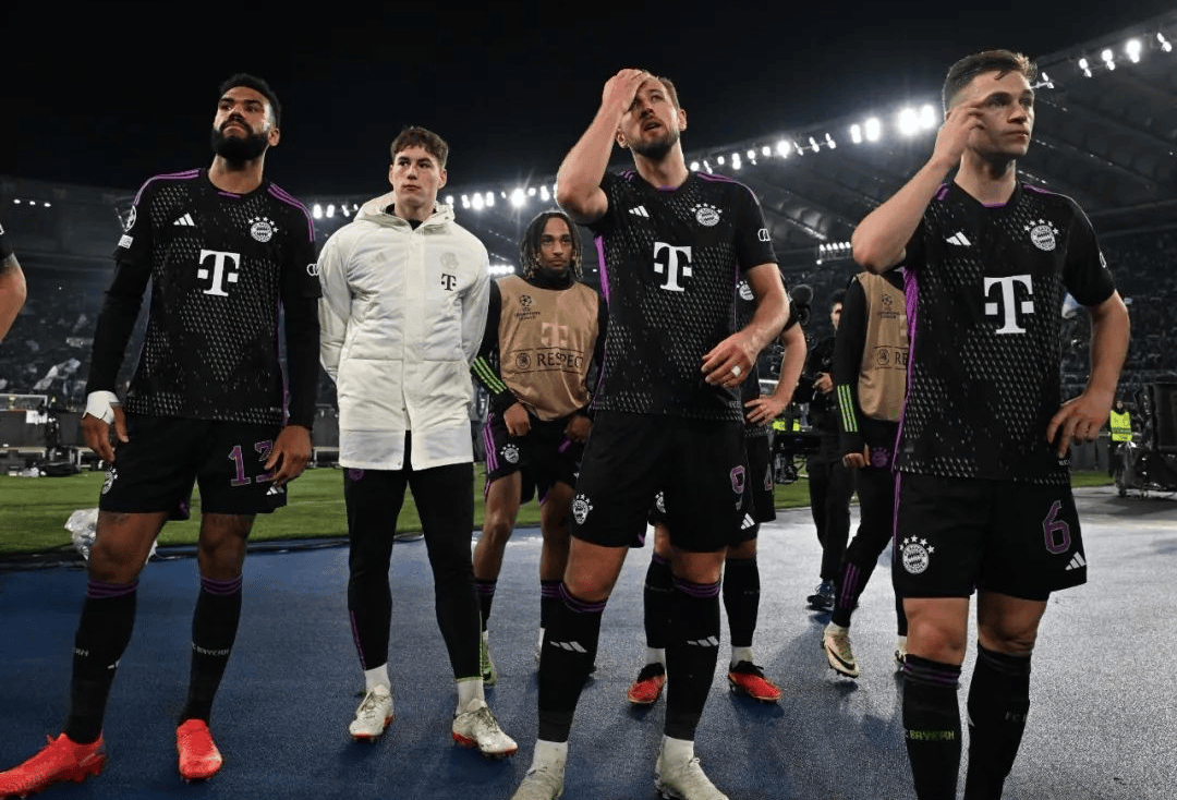 来自转会市场的报道：众所周知，皇家马德里的门将卢...（转会市场消息称：人尽皆知，皇马门将卢...）