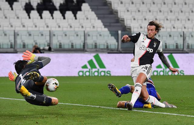 邓加：维尼修斯是足球层面的领袖，而非更衣室领袖（邓加：维尼修斯是场上领袖，并非更衣室核心）