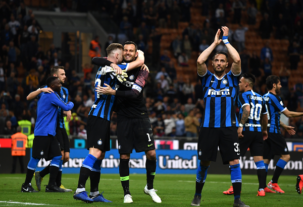 贝蒂斯球员：赛季开始前说这种情况不会判点球，现在却判了（贝蒂斯球员不满：赛季前称此类情况不判点，如今却判了）