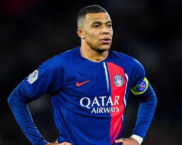 C罗禁赛缓期执行？FIFA纪律准则：纪律机构有权决定是否缓期（C罗禁赛能否缓期？FIFA纪律准则称是否缓期由纪律机构裁量）