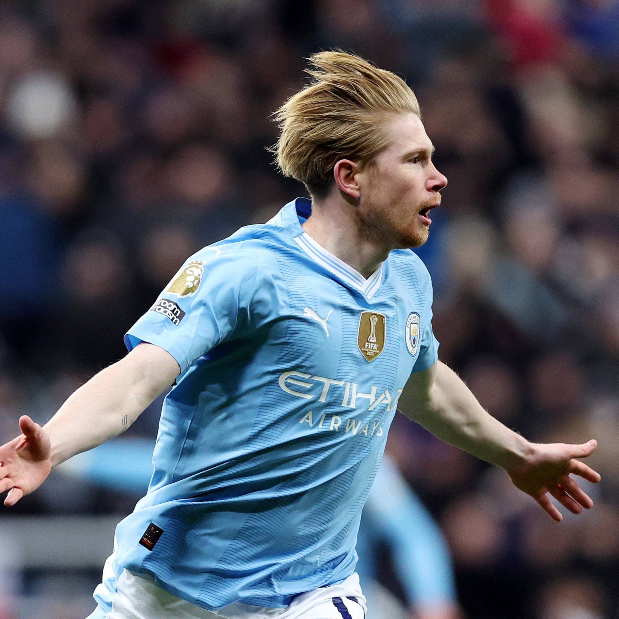 德转评年度最佳左边锋：迪亚斯、KK、拉菲尼亚、维尼修斯入围（德转年度最佳左边锋候选出炉：迪亚斯、KK、拉菲尼亚、维尼修斯在列）