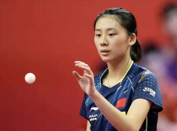 也让她的硬 也让她的硬